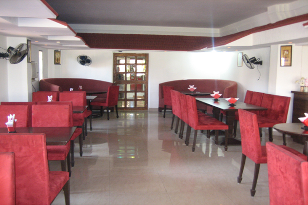 La Exotica Hotel Khandala Restaurant