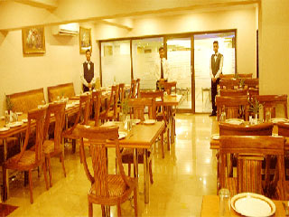 Hill View International Hotel Khandala Restaurant