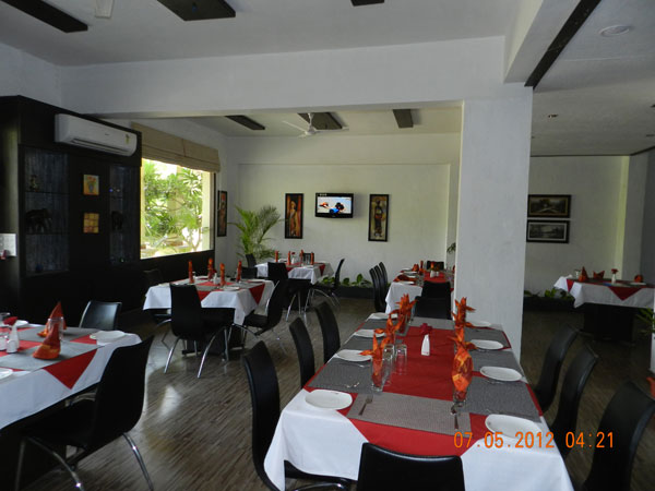 Mystica Resort and Spa Khandala Restaurant